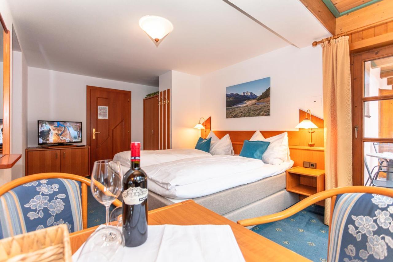 Landgasthof Neuwirt โลเฟอร์ ภายนอก รูปภาพ