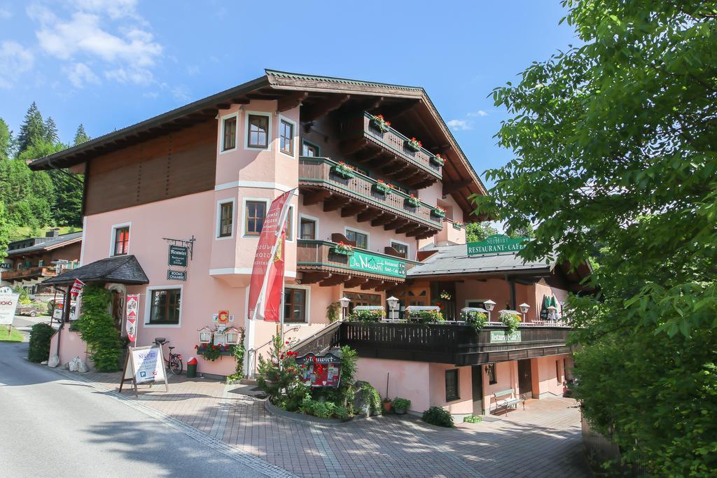 Landgasthof Neuwirt โลเฟอร์ ภายนอก รูปภาพ