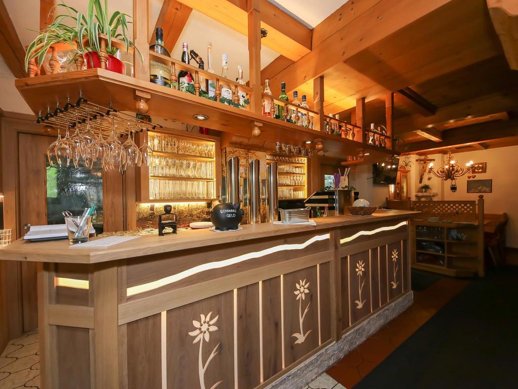 Landgasthof Neuwirt โลเฟอร์ ภายนอก รูปภาพ