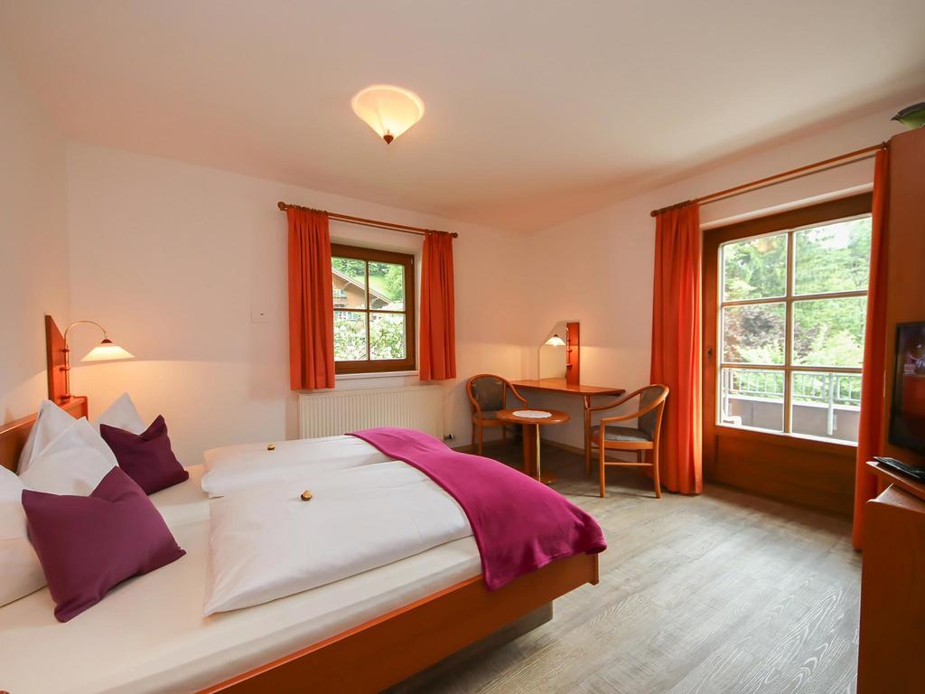 Landgasthof Neuwirt โลเฟอร์ ภายนอก รูปภาพ
